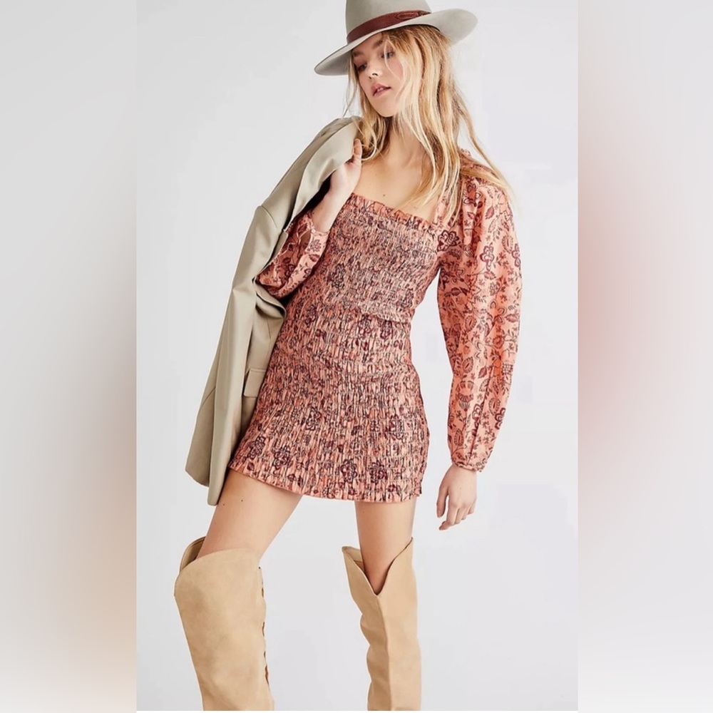 𝓯𝓹 Free People ~ Smock it to Me Mini in Apricot Combo